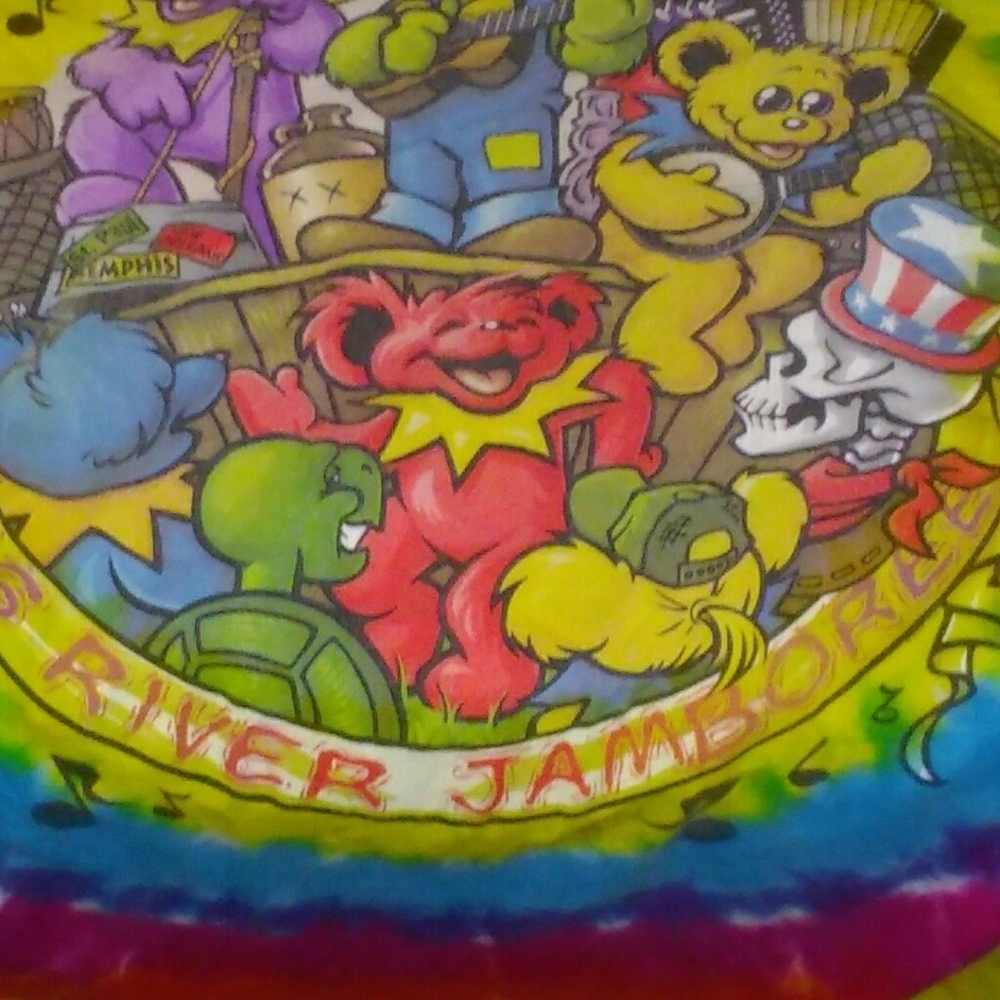 Tripping bears Grateful Dead t shirt